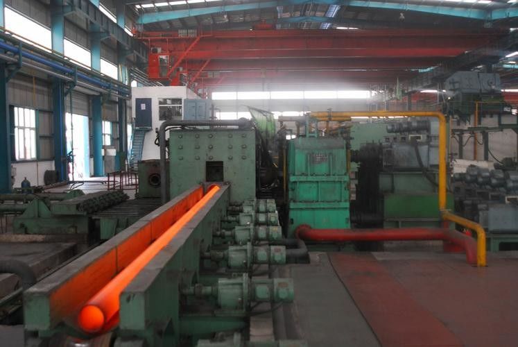 Cangzhou Baoyang Pipeline Equipment Co., Ltd. manufacturer production line